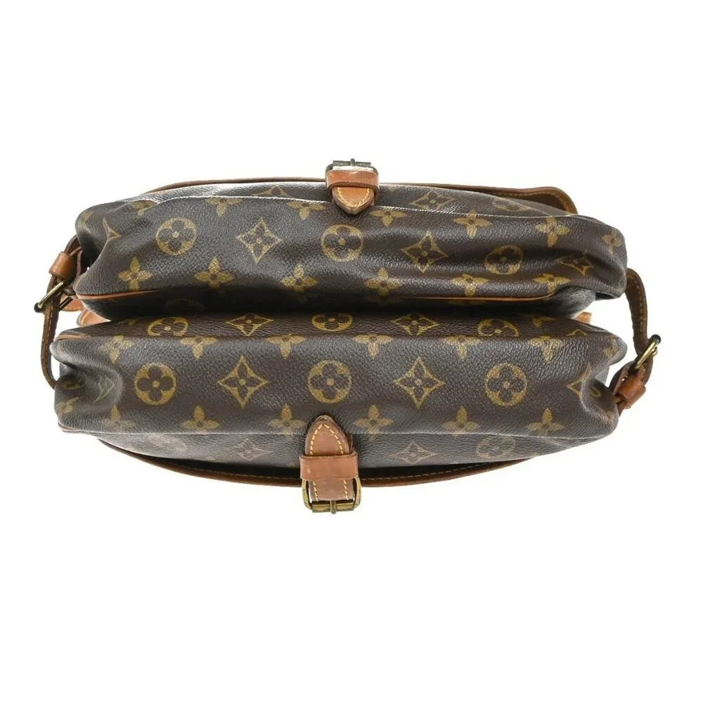 LOUIS VUITTON Logo Saumur 30 Shoulder Bag Monogram Leather Brown - Picture 6 of 16